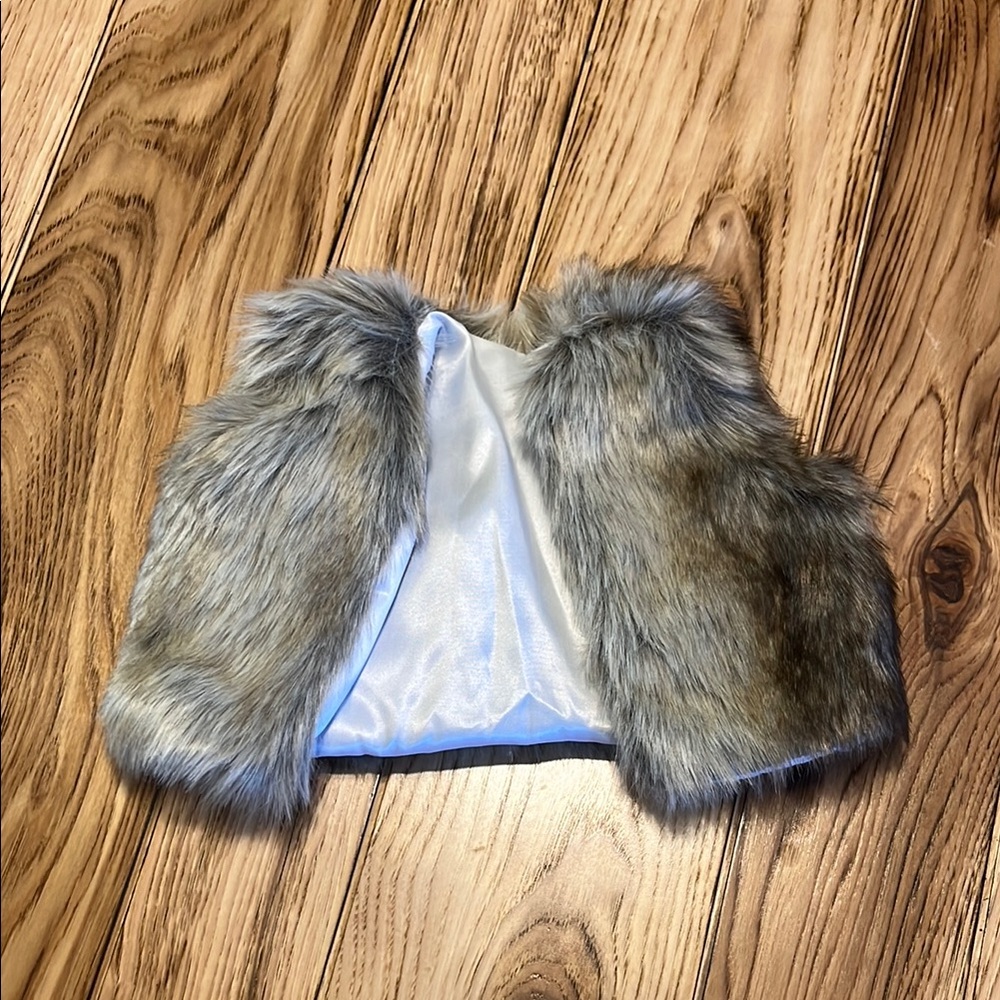 Snazzy Sprout Faux Fur Vest with Satin Lining NWT